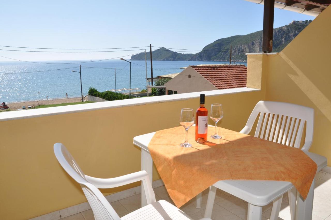 Elias & Vasili House Otel Agios Georgios Pagon Dış mekan fotoğraf