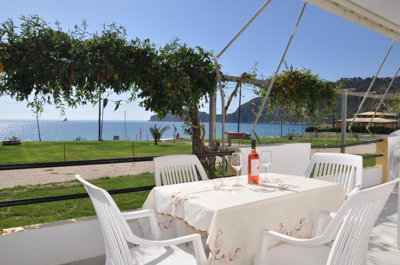 Elias & Vasili House Otel Agios Georgios Pagon Dış mekan fotoğraf